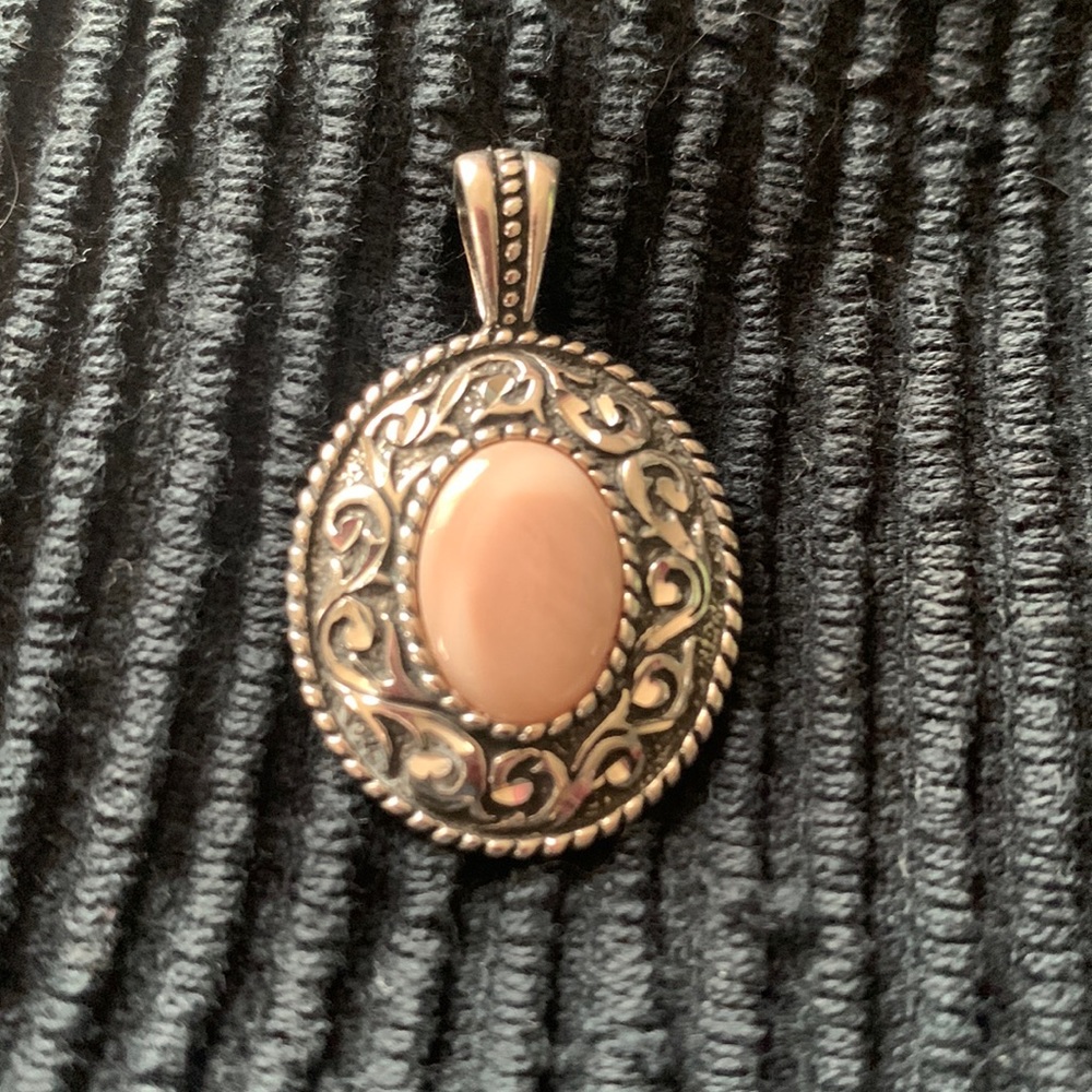 Carolyn Pollack Relios Sterling Silver Pink Mother Of Pearl Pendant